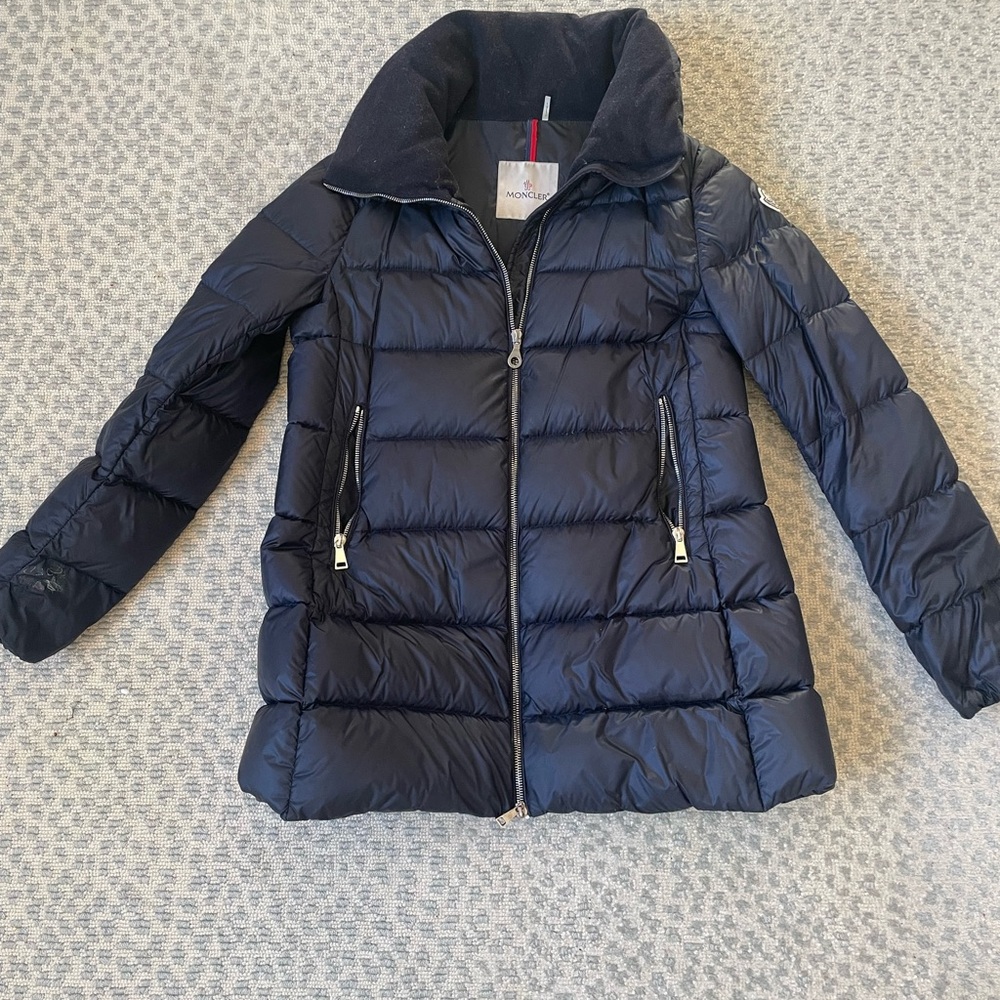 Moncler women’s navy Blue down Puffer Coat